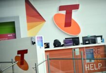 Telstra cuts 2800 staff