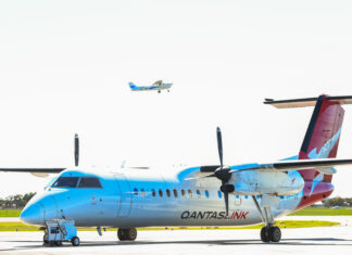 Qantas shares nosedive amid weak international demand