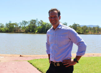 Australia urged to push back against Trump war rhetoric